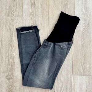 1822 Denim Step Hem Ankle Skinny Maternity Jeans